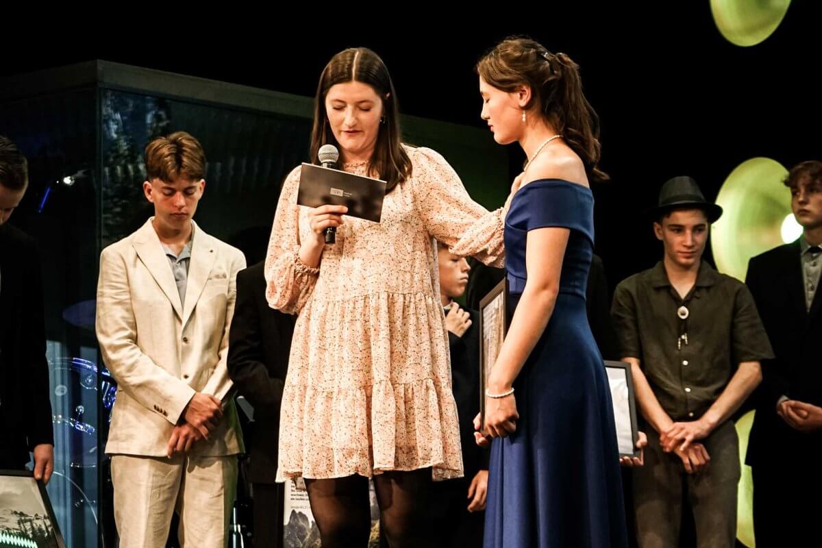 Teens Segnung der glow Lifegroup